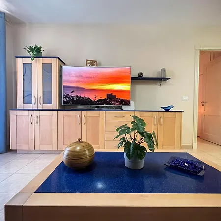 Apartment Amazing Pool & Free Wifi Terrace Ac